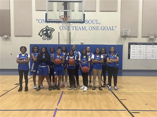 Girls Basketball Team 2022-2023